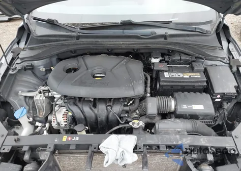 2018 Hyundai Elantra Gt z USA, uszkodzony, nr VIN KMHH35LE0JU016087